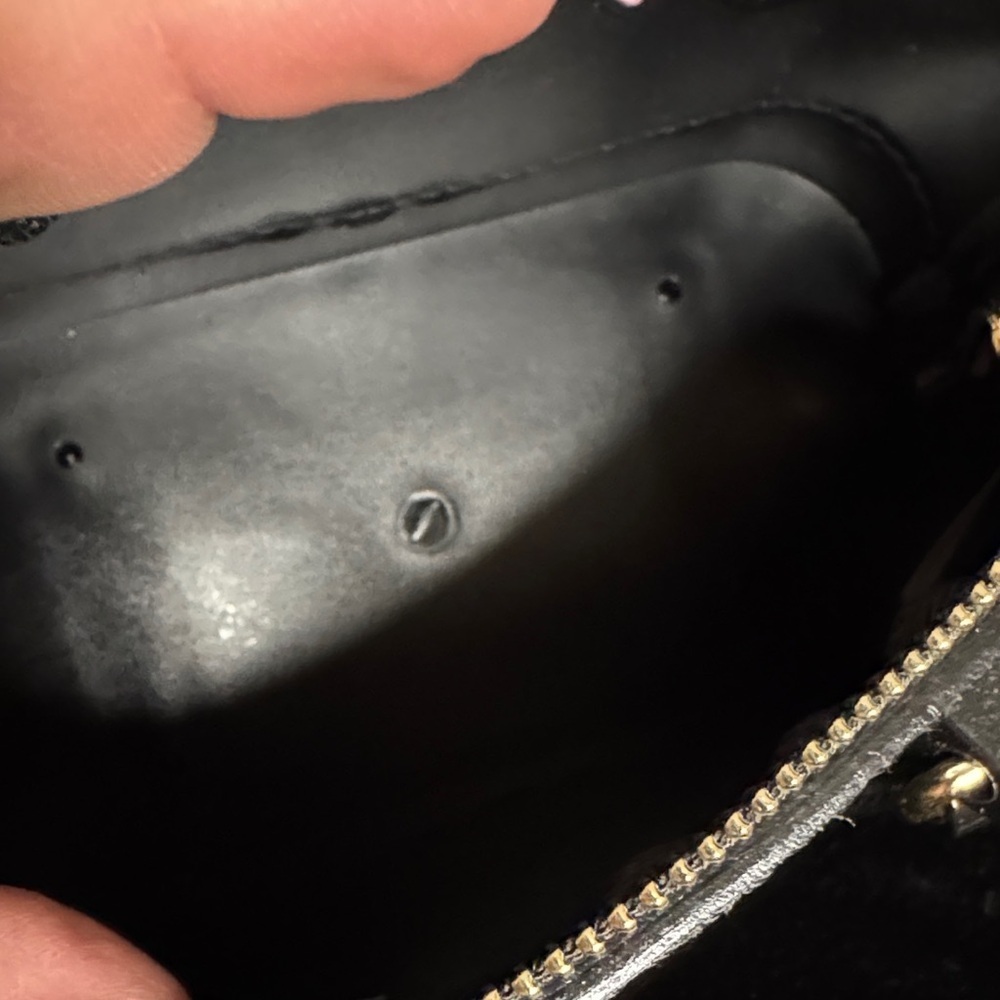 Elegant Black Glossy Mini Bag/Crossbody - Picture 5 of 5